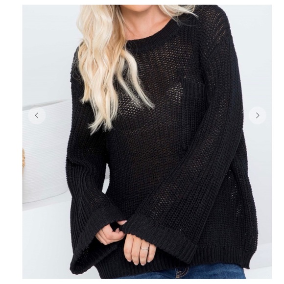 43 Boho Lightweight Sweater knit top with pocket - Picture 3 of 5